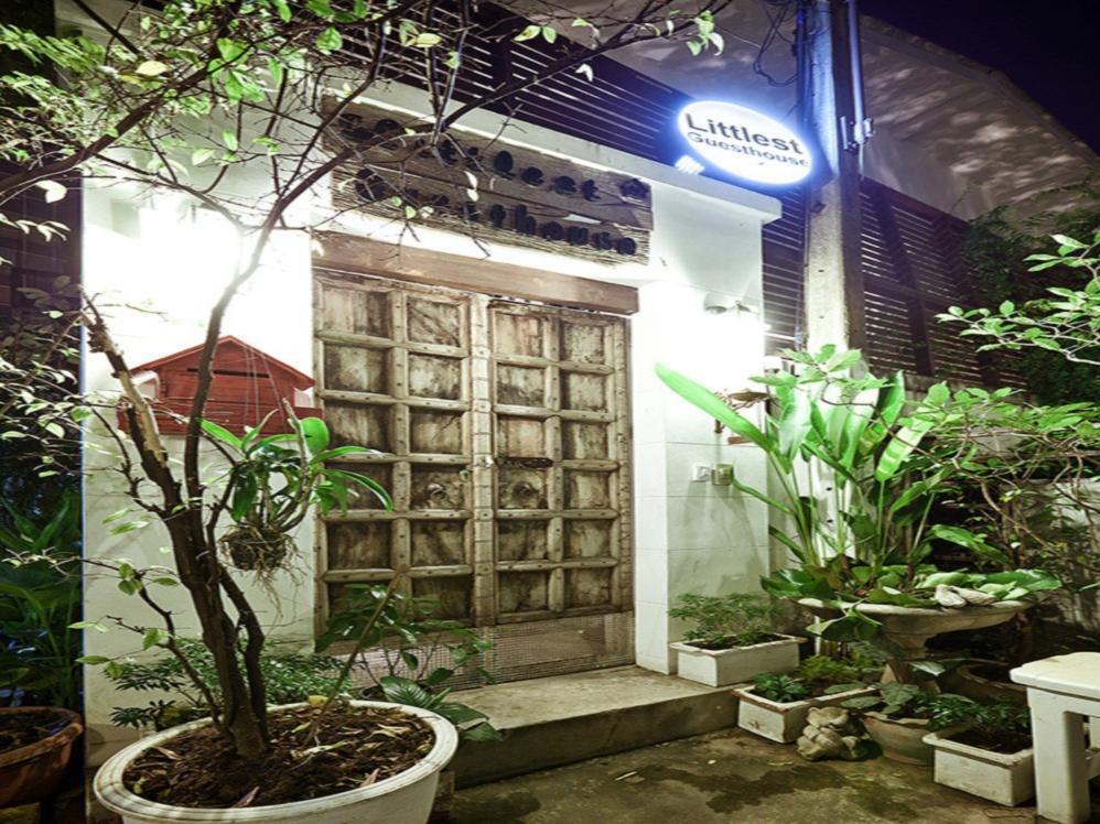 Littlest Guesthouse Bangkok Buitenkant foto